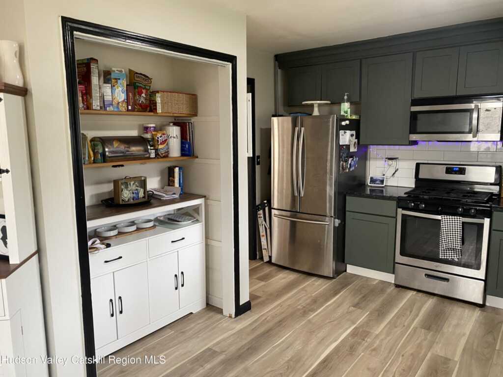 199 2nd Avenue, Kingston, NY 12401 - Photo 9 of 40