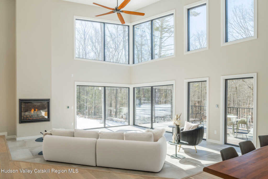 30 Narrow Rd Road, Kingston, NY 12401 - Photo 3 of 40