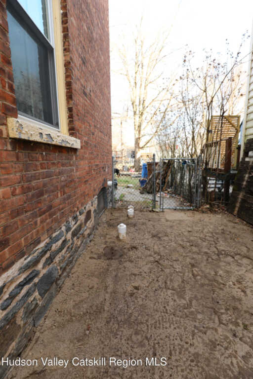 86 Henry Street, Kingston, NY 12401 - Photo 31 of 32
