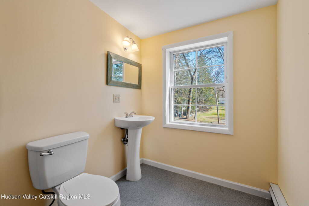 250 Millbrook Avenue, Hurley, NY 12443 - Photo 33 of 49