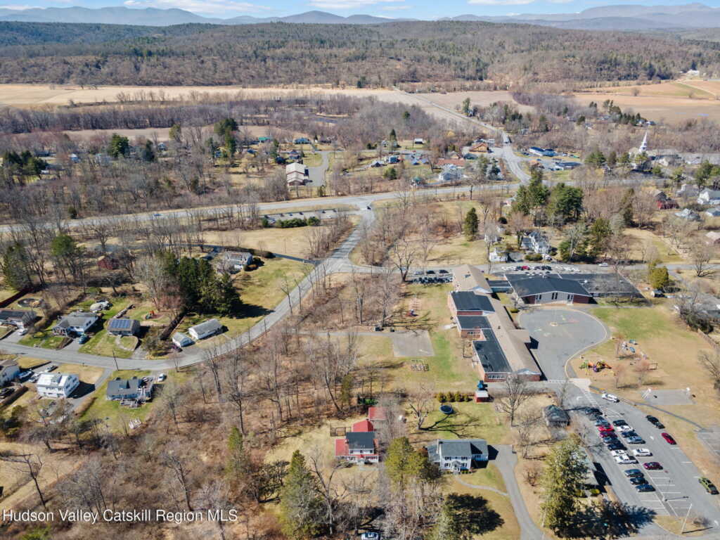 250 Millbrook Avenue, Hurley, NY 12443 - Photo 40 of 49
