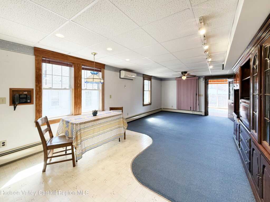 55 Lincoln Street, Kingston, NY 12401 - Photo 3 of 30