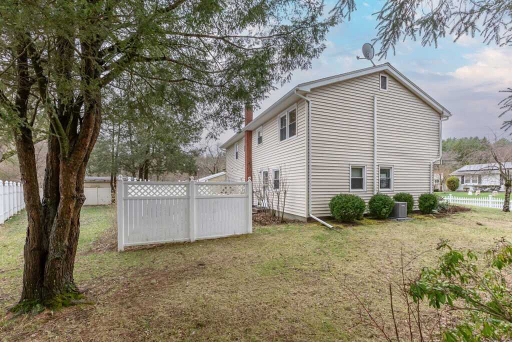 15 Cedar Street, Rosendale, NY 12486 - Photo 45 of 49