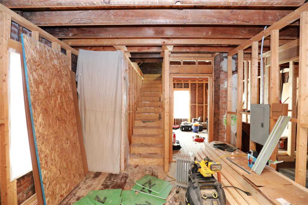 86 Henry Street, Kingston, NY 12401 - Photo 6 of 28