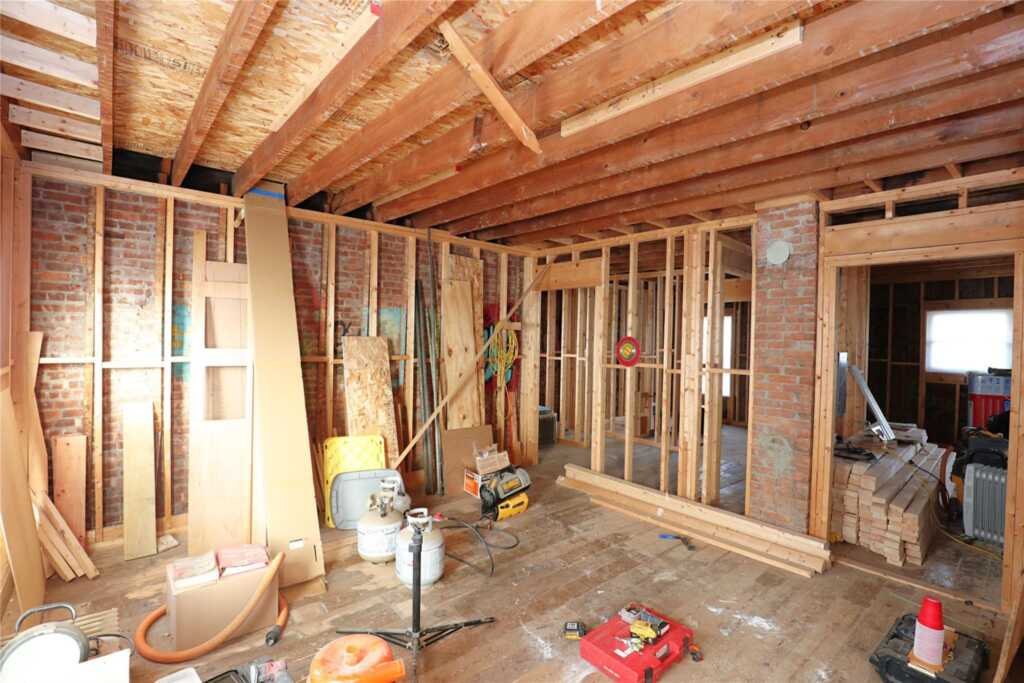 86 Henry Street, Kingston, NY 12401 - Photo 8 of 28