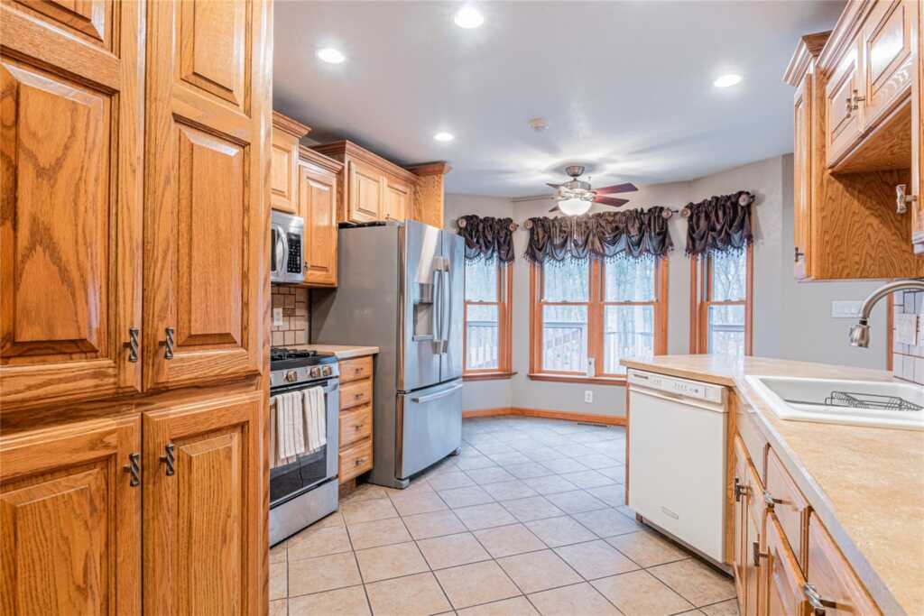 26 Cowboy Trail, Saugerties, NY 12477 - Photo 7 of 47