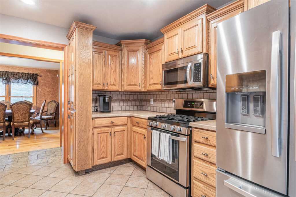 26 Cowboy Trail, Saugerties, NY 12477 - Photo 8 of 47