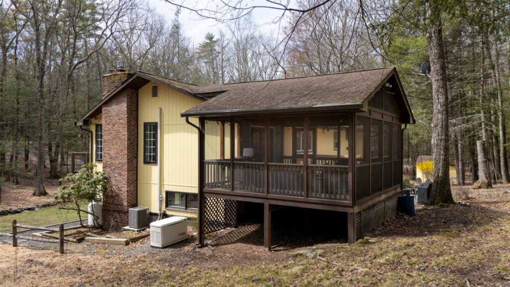 23 Maurizi Lane, Woodstock, NY 12498 - Photo 4 of 35