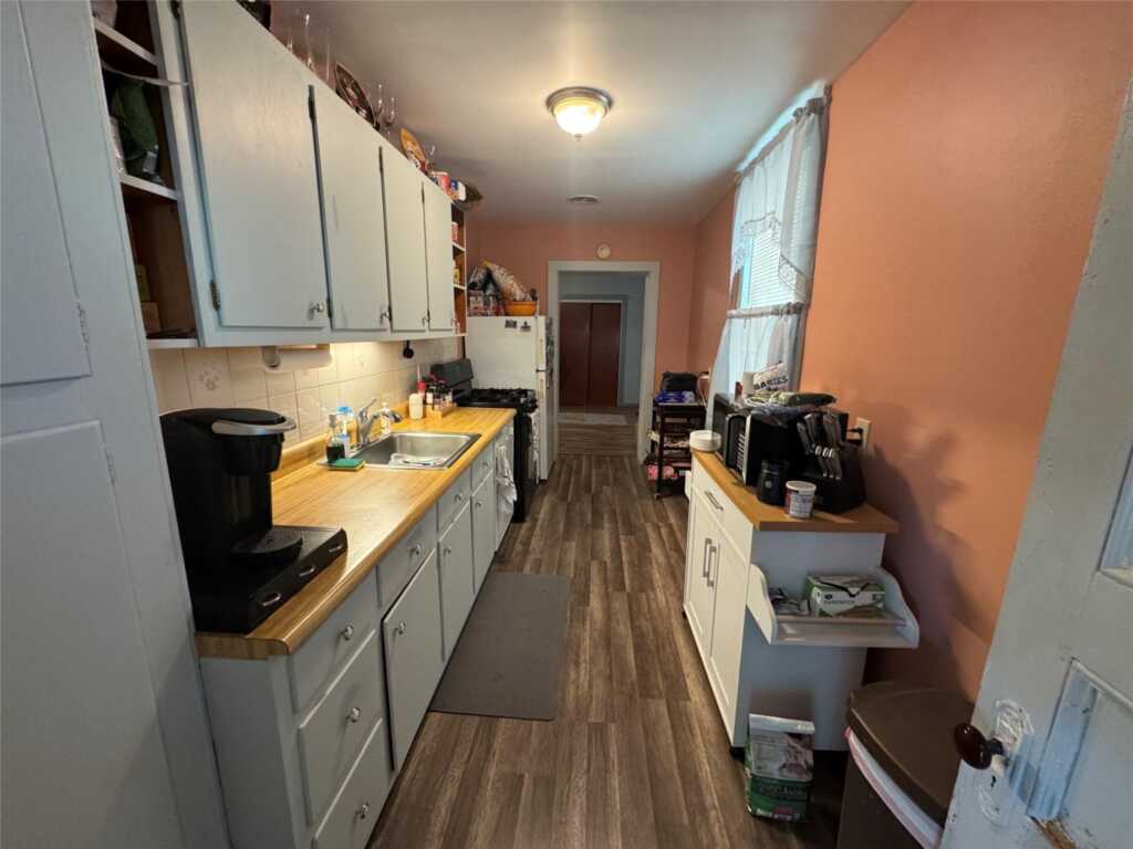 23 Shufeldt Street, Kingston, NY 12401 - Photo 11 of 32