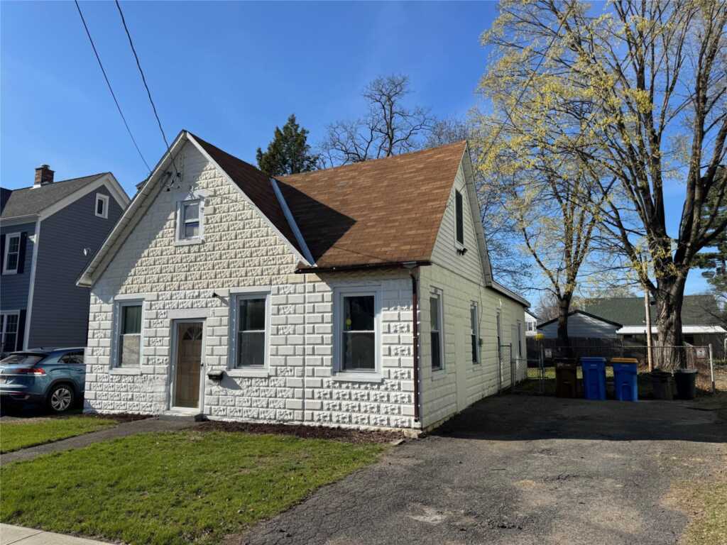23 Shufeldt Street, Kingston, NY 12401 - Photo 2 of 32