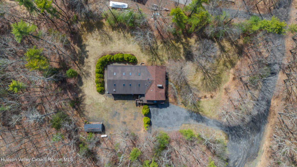 40 Max'S Place, Kingston, NY 12401 - Photo 6 of 42