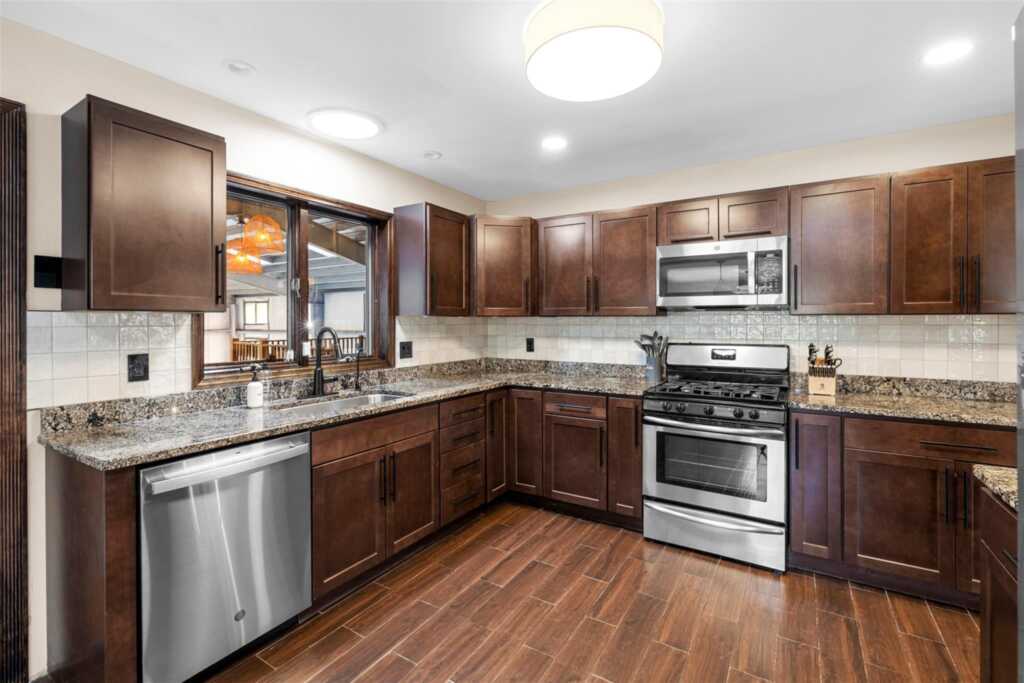 40 Maxs Place, Hurley, NY 12401 - Photo 14 of 45