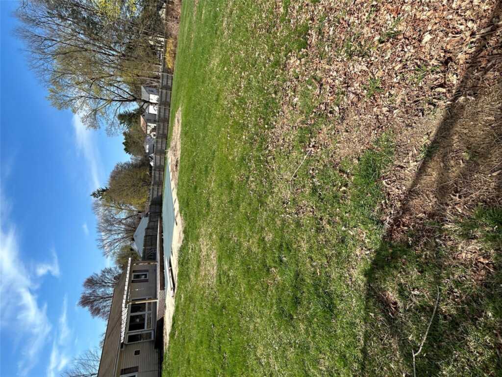 8 Manor Road, Rhinebeck, NY 12572 - Photo 15 of 24