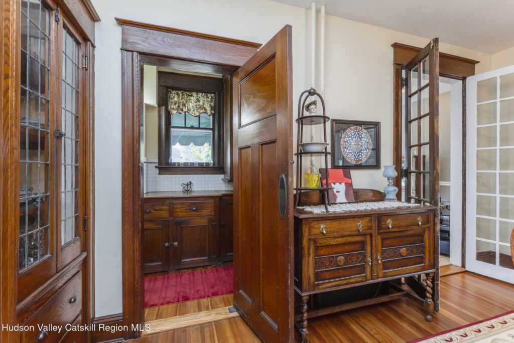 193 Pearl Street, Kingston, NY 12401 - Photo 13 of 50