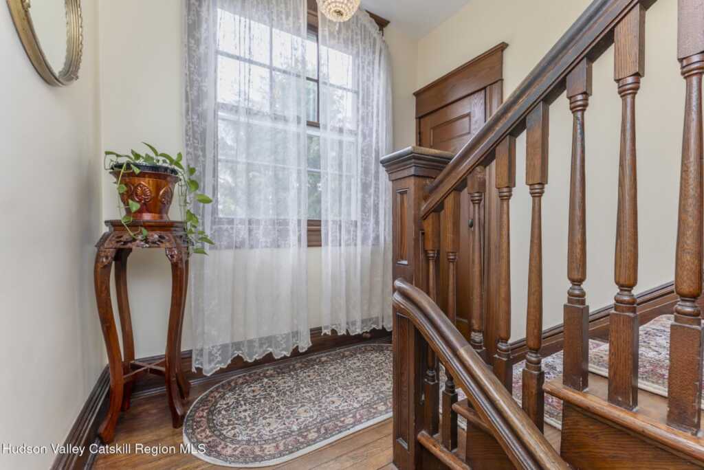 193 Pearl Street, Kingston, NY 12401 - Photo 29 of 50