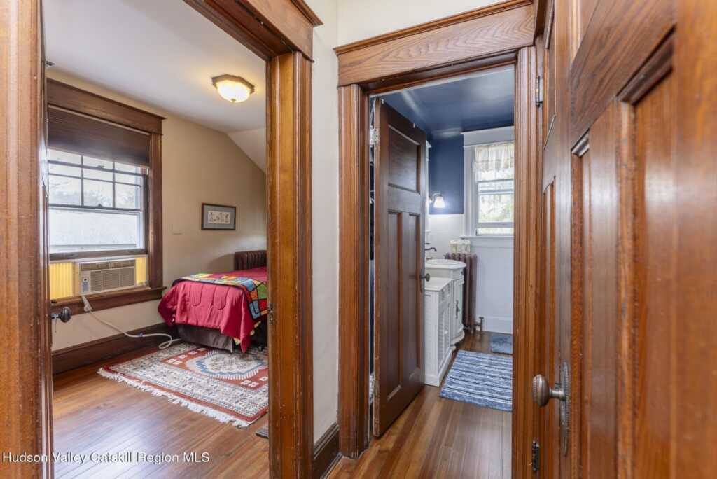 193 Pearl Street, Kingston, NY 12401 - Photo 39 of 50
