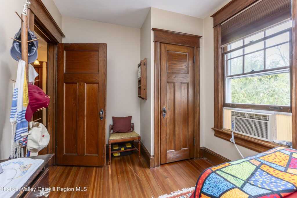 193 Pearl Street, Kingston, NY 12401 - Photo 43 of 50