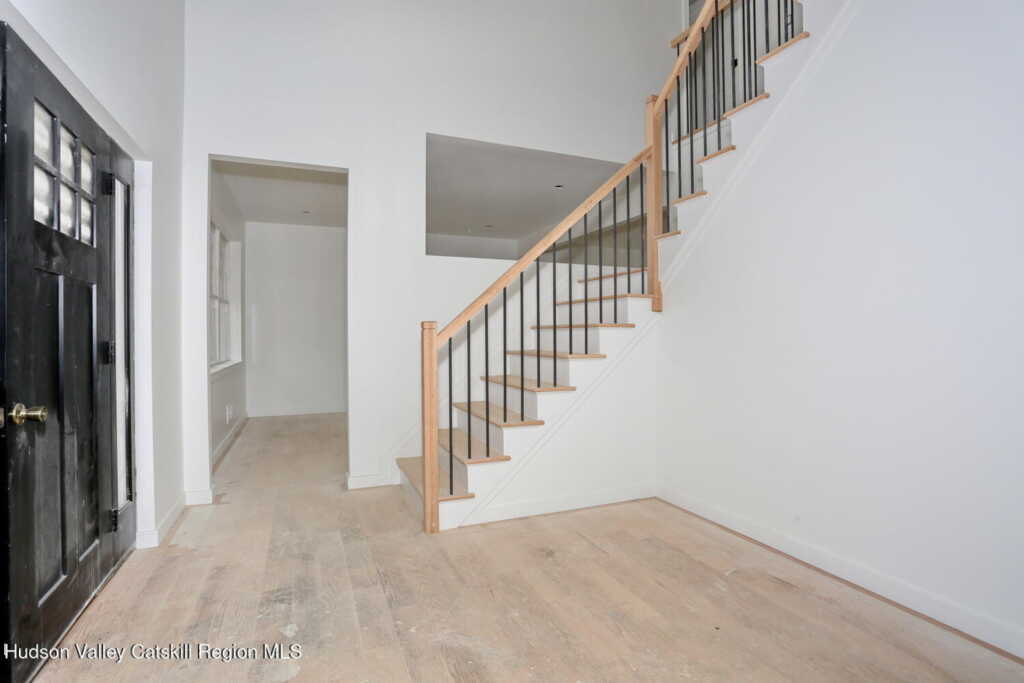 344 Ohioville Road, New Paltz, NY 12561 - Photo 4 of 49