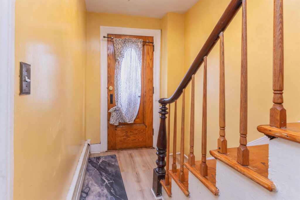 143 Prospect Street, Kingston, NY 12401 - Photo 3 of 35