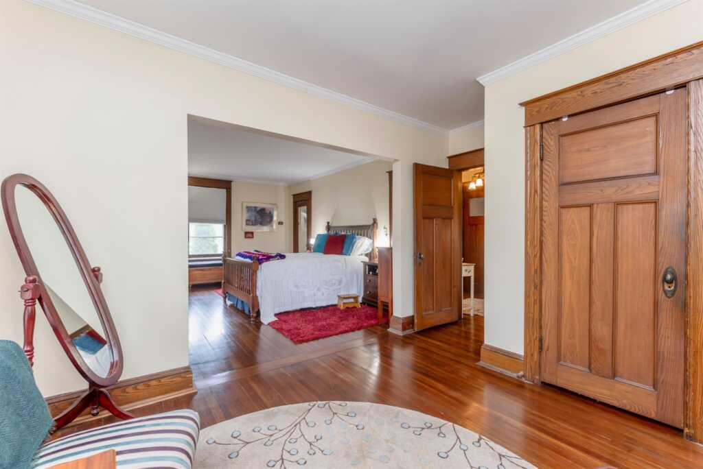 193 Pearl Street, Kingston, NY 12401 - Photo 12 of 50