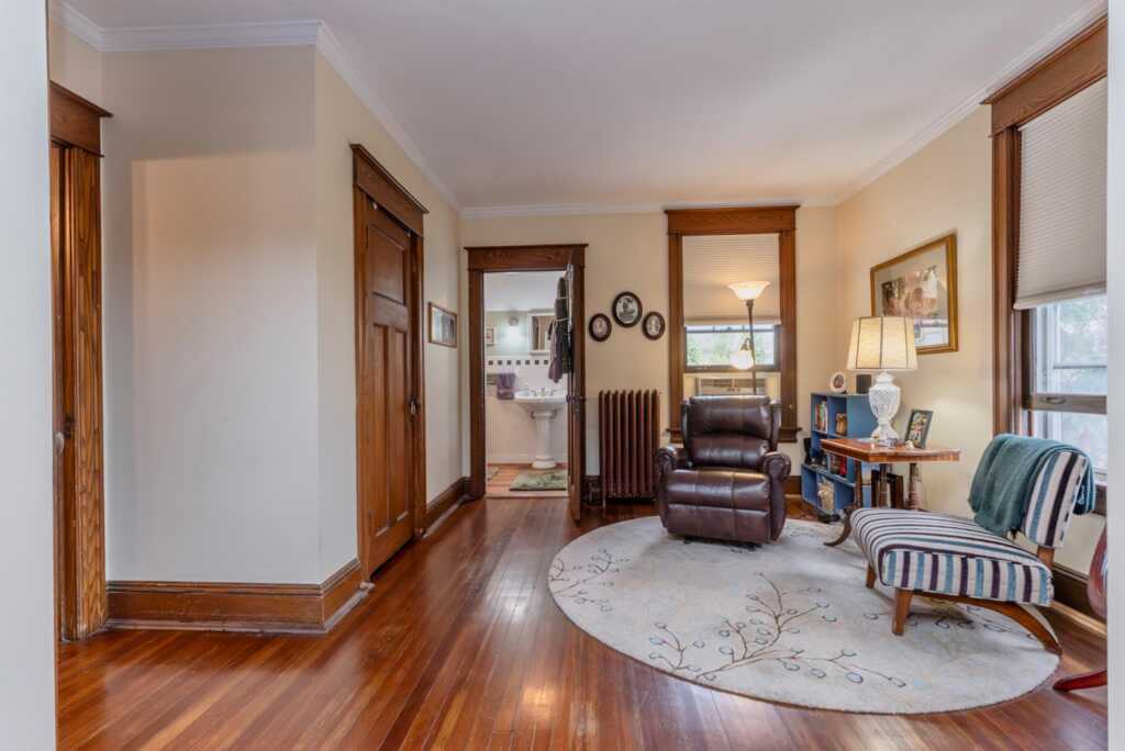 193 Pearl Street, Kingston, NY 12401 - Photo 15 of 50