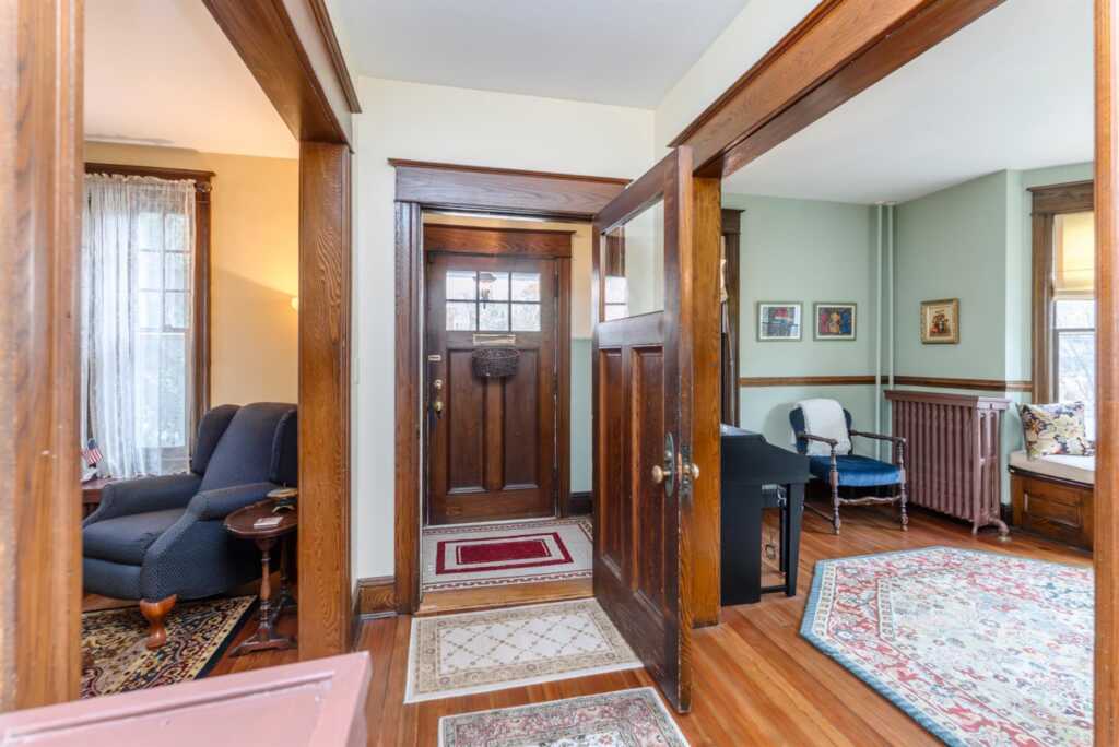 193 Pearl Street, Kingston, NY 12401 - Photo 17 of 50