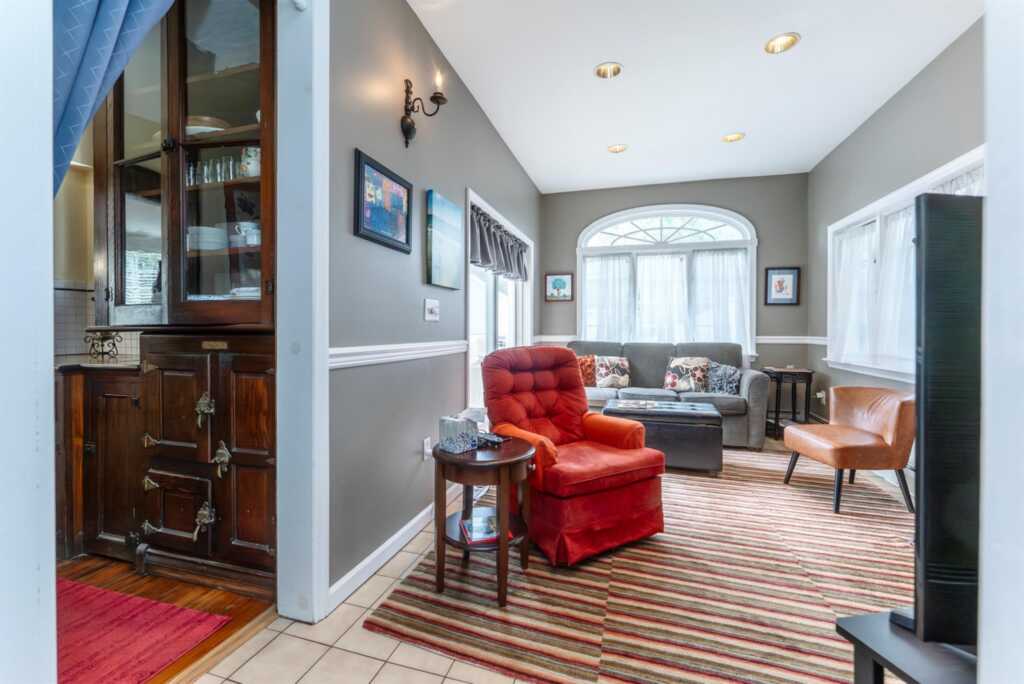 193 Pearl Street, Kingston, NY 12401 - Photo 32 of 50