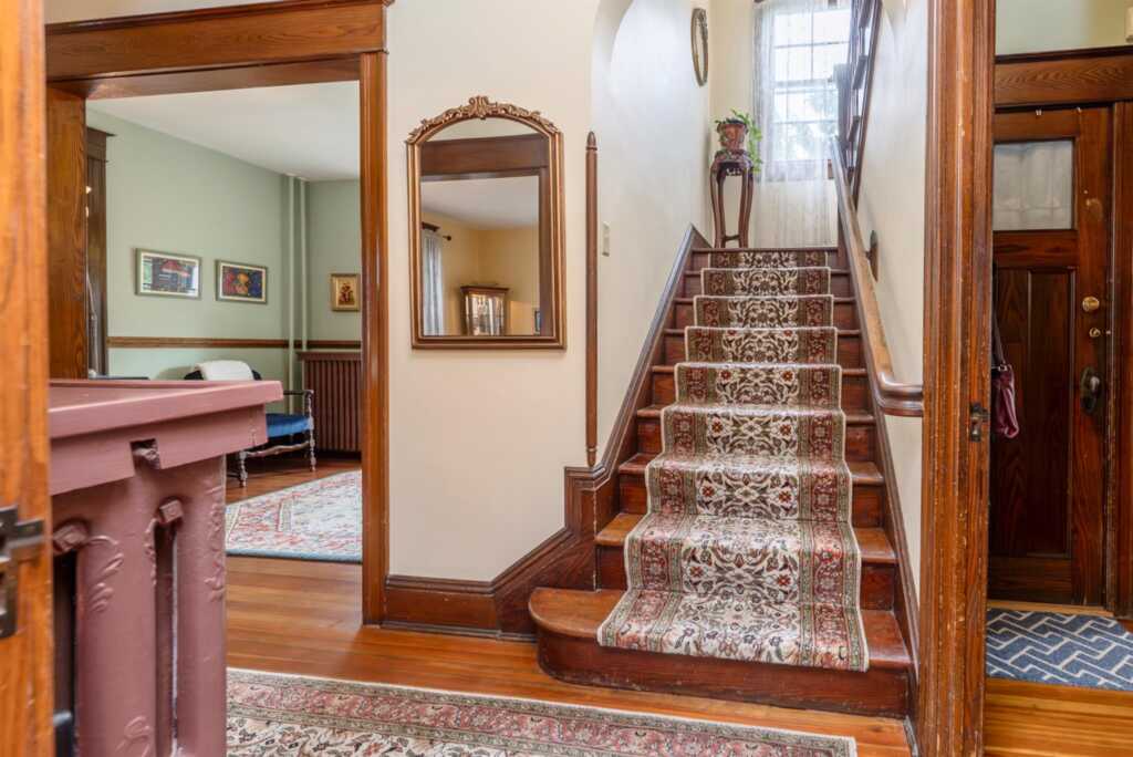 193 Pearl Street, Kingston, NY 12401 - Photo 34 of 50