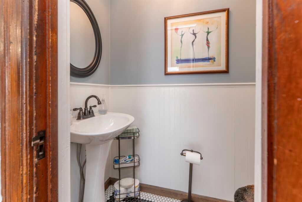 193 Pearl Street, Kingston, NY 12401 - Photo 39 of 50