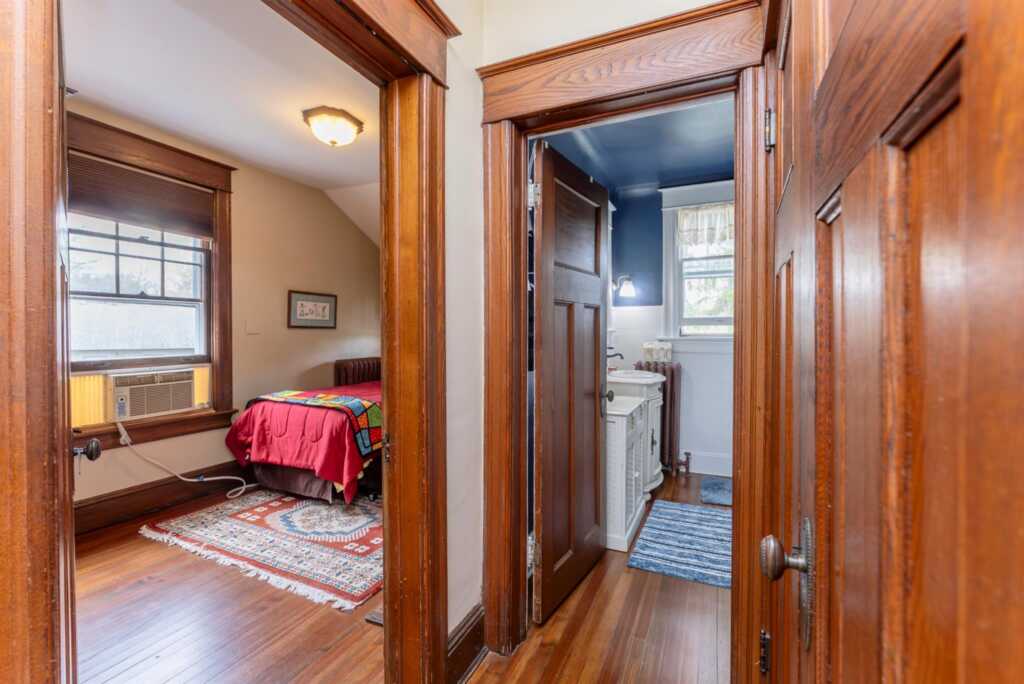 193 Pearl Street, Kingston, NY 12401 - Photo 8 of 50