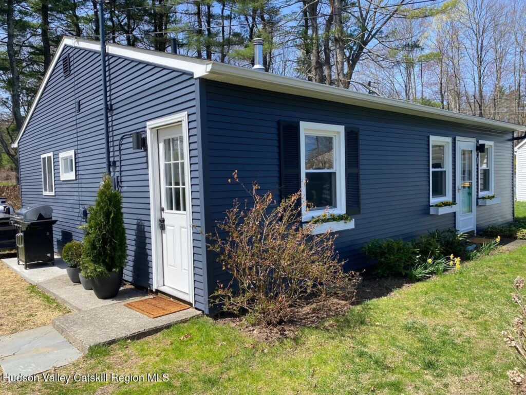7 Park Circle, High Falls, NY 12440