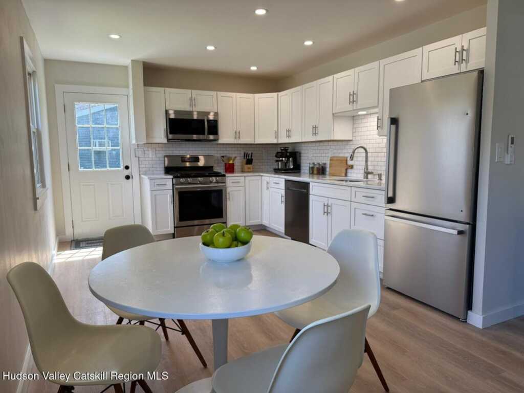 7 Park Circle, High Falls, NY 12440 - Photo 9 of 31