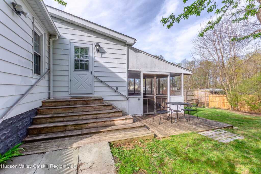 160 Fairview Avenue, Kingston, NY 12401 - Photo 29 of 38