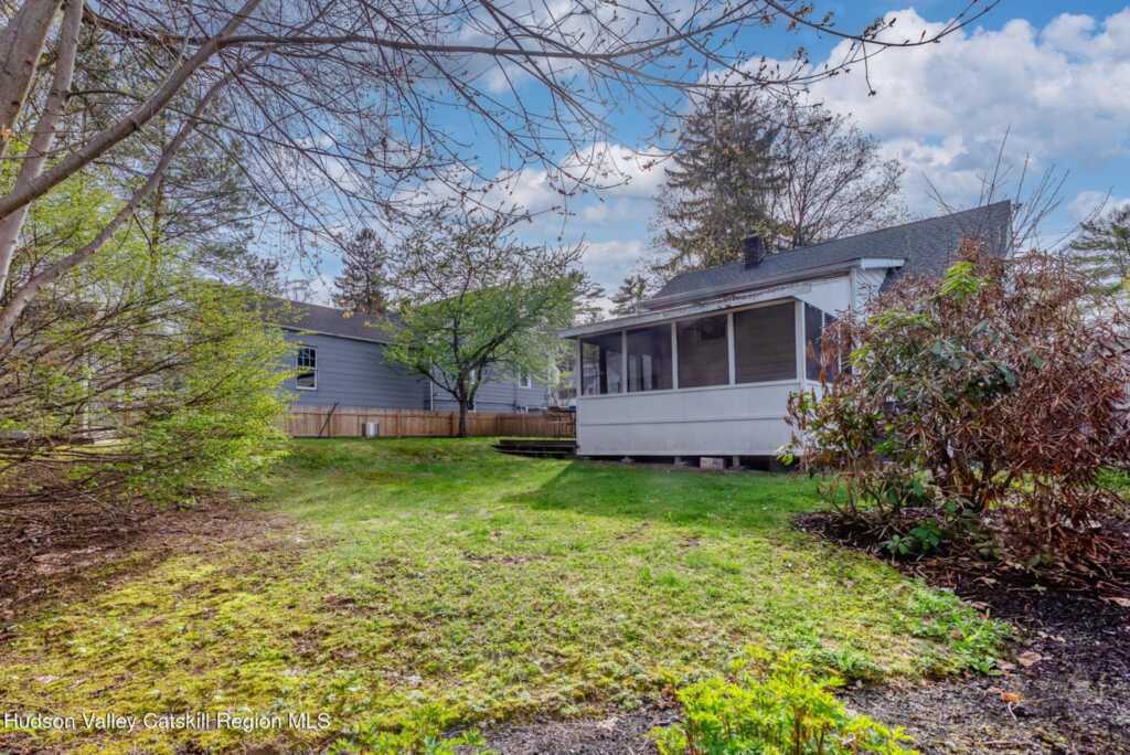 160 Fairview Avenue, Kingston, NY 12401 - Photo 35 of 38