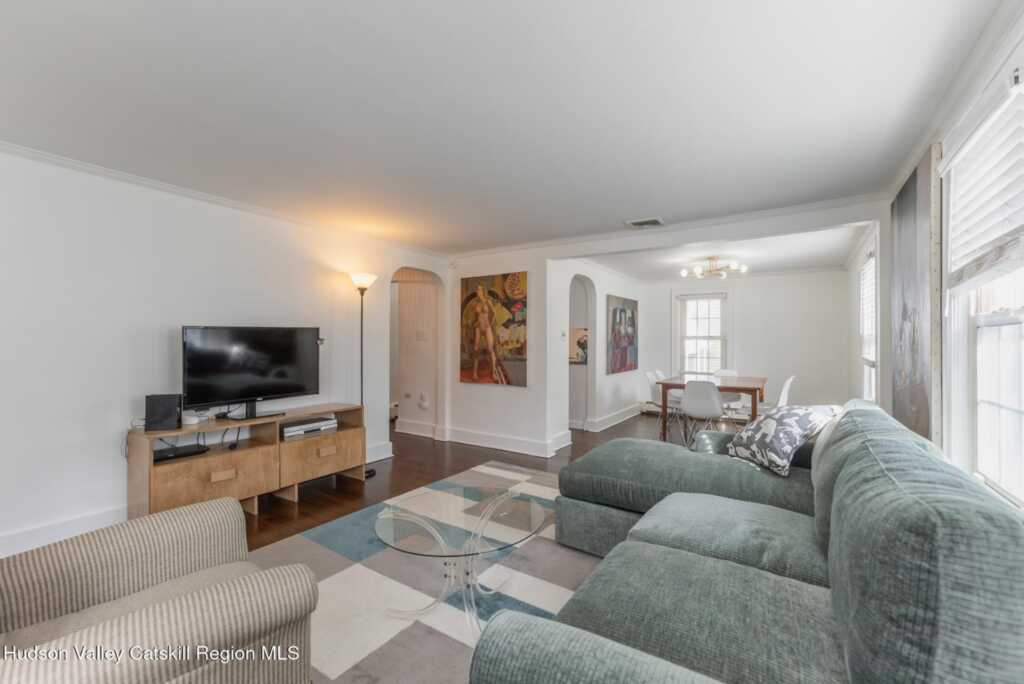 160 Fairview Avenue, Kingston, NY 12401 - Photo 5 of 38