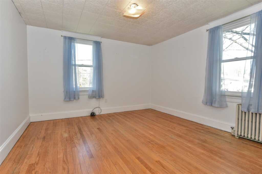 16 Roosevelt Avenue, Kingston, NY 12401 - Photo 19 of 25