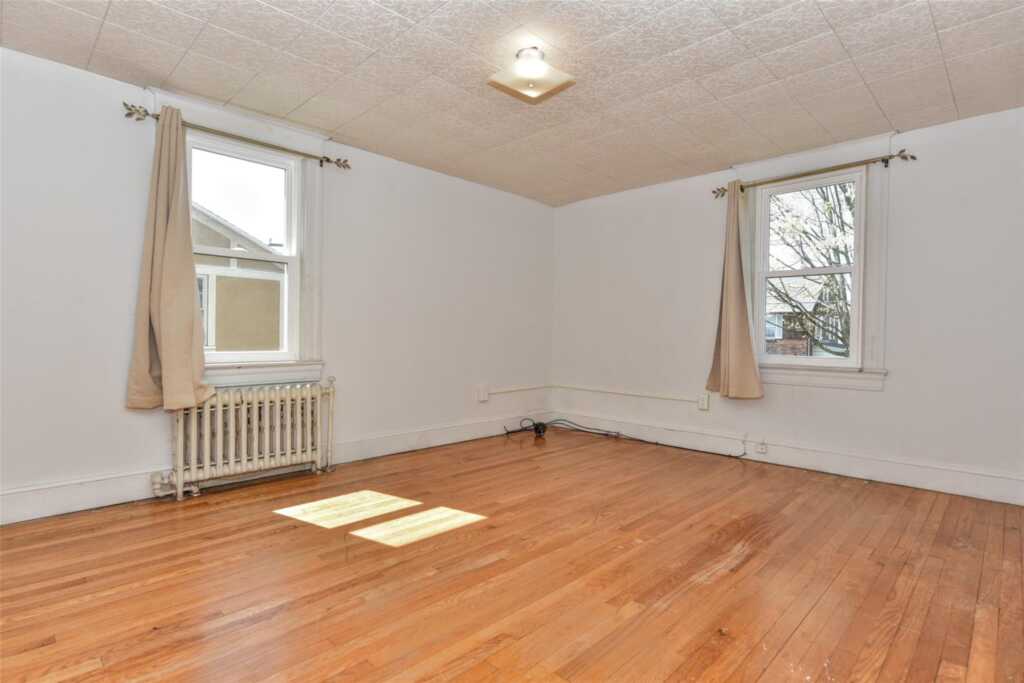 16 Roosevelt Avenue, Kingston, NY 12401 - Photo 21 of 25