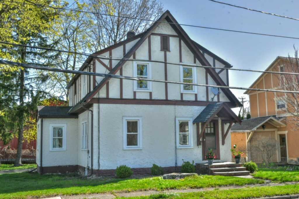 16 Roosevelt Avenue, Kingston, NY 12401 - Photo 3 of 25
