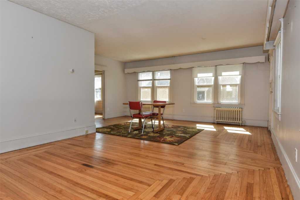 16 Roosevelt Avenue, Kingston, NY 12401 - Photo 9 of 25