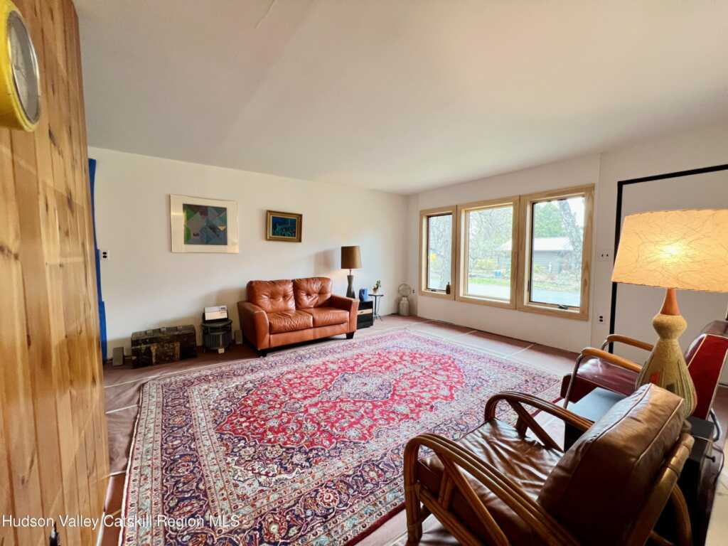 24 Overlook Drive, Woodstock, NY 12498 - Photo 3 of 18