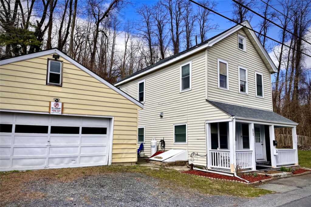 195 North Street, Kingston, NY 12401 - Photo 2 of 10
