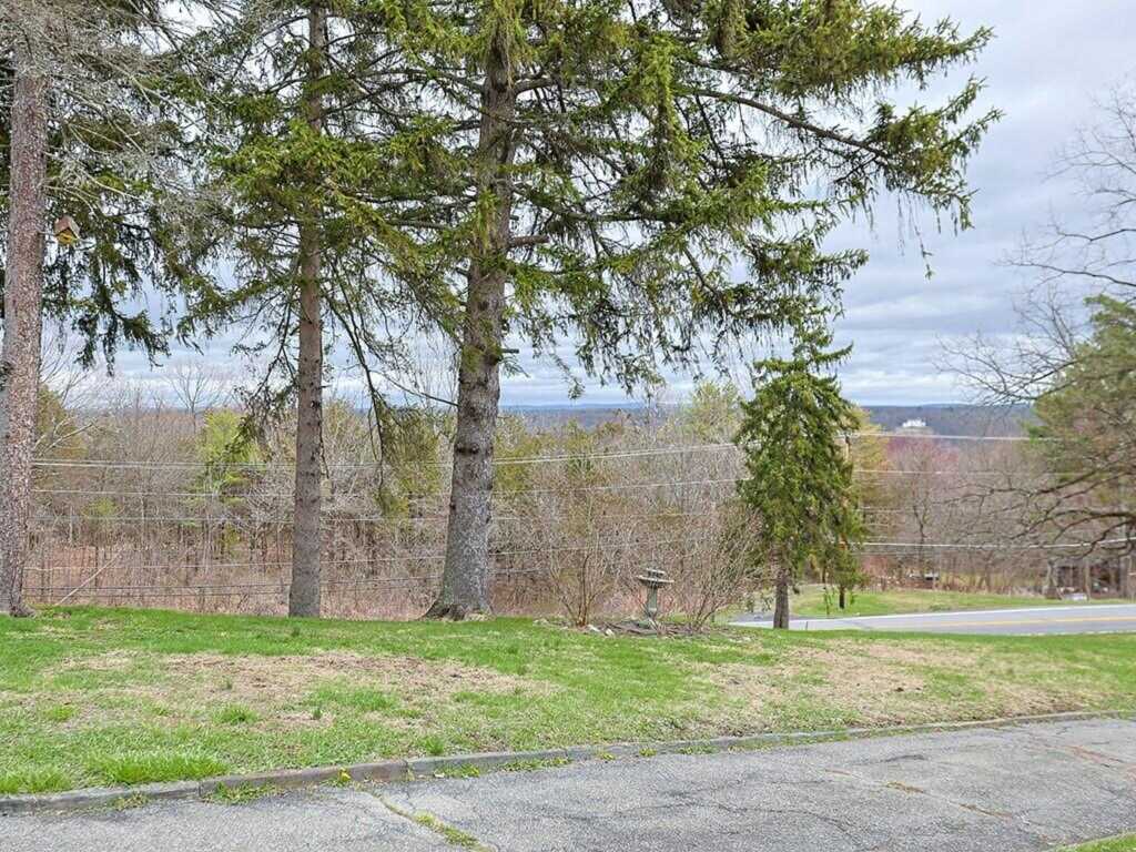 4073 Route 9W, Saugerties, NY 12477 - Photo 17 of 40