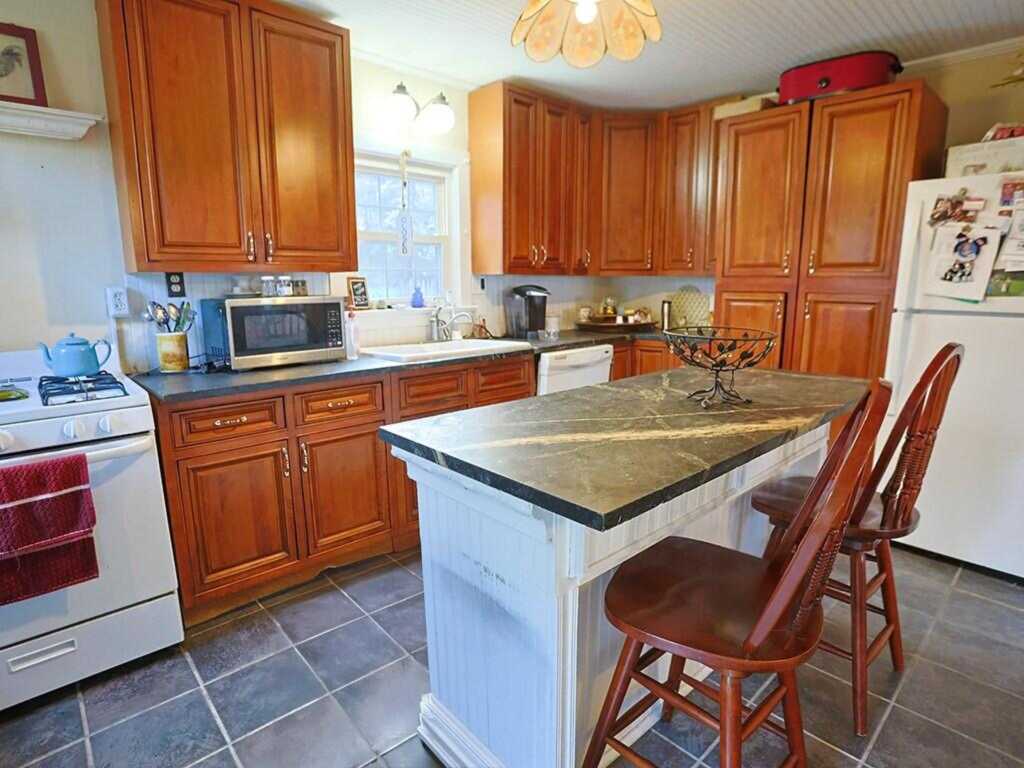 4073 Route 9W, Saugerties, NY 12477 - Photo 27 of 40