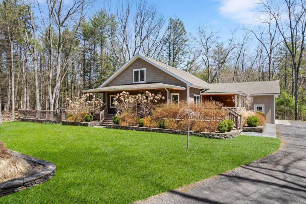 220 John Joy Road, Woodstock, NY 12498