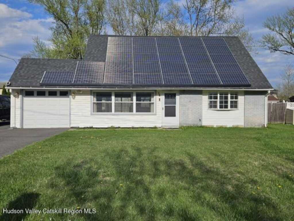 14 Dunwoodie Drive, Kingston, NY 12401
