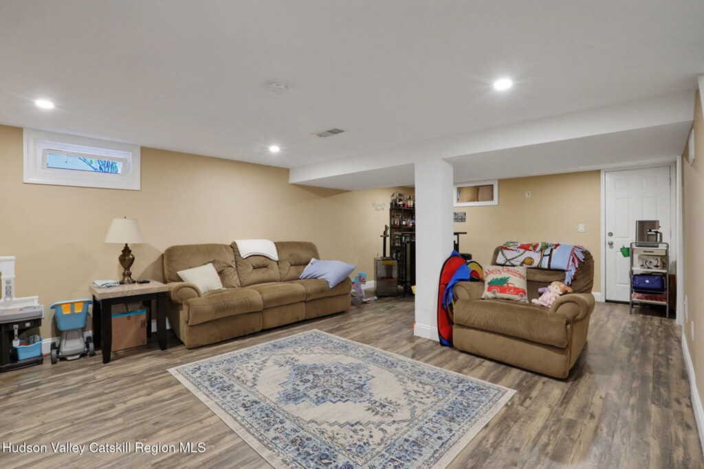 1126 Dogwood Street, Kingston, NY 12401 - Photo 20 of 21