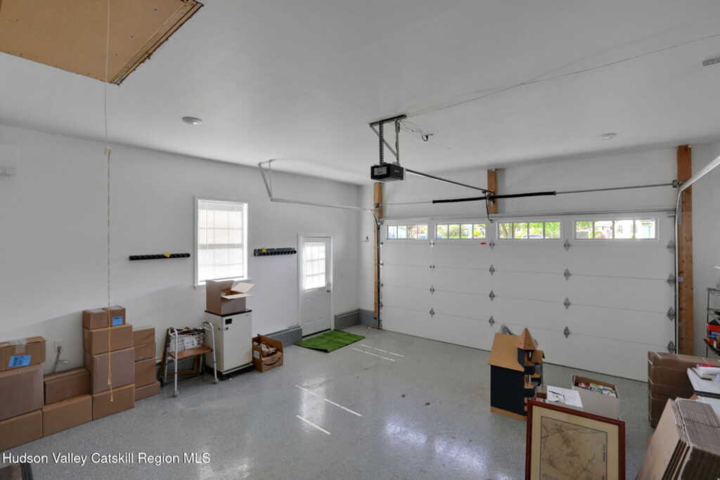 25 Mill Ln Extension, Saugerties, NY 12477 - Photo 33 of 46