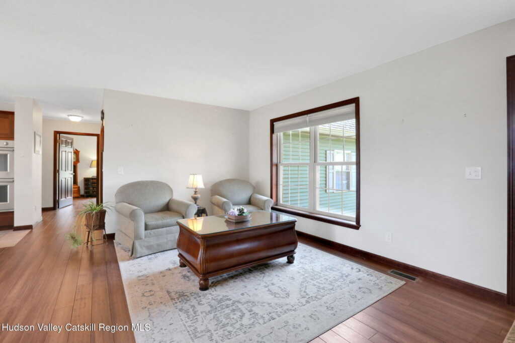 25 Mill Ln Extension, Saugerties, NY 12477 - Photo 5 of 46