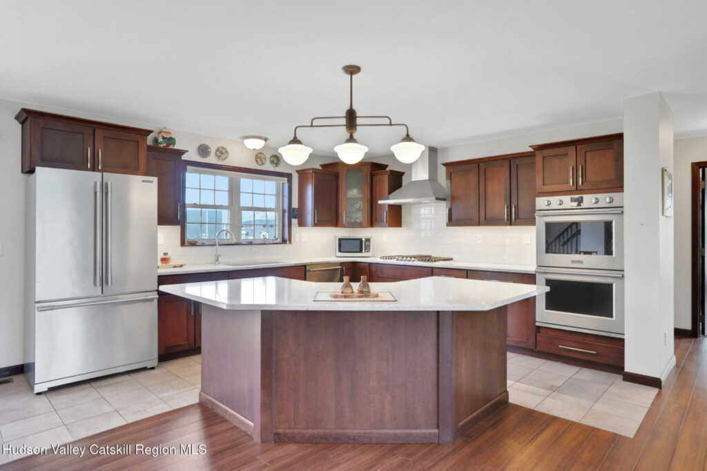 25 Mill Ln Extension, Saugerties, NY 12477 - Photo 6 of 46