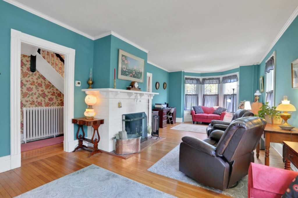 181 Washington Avenue, Kingston, NY 12401 - Photo 11 of 38